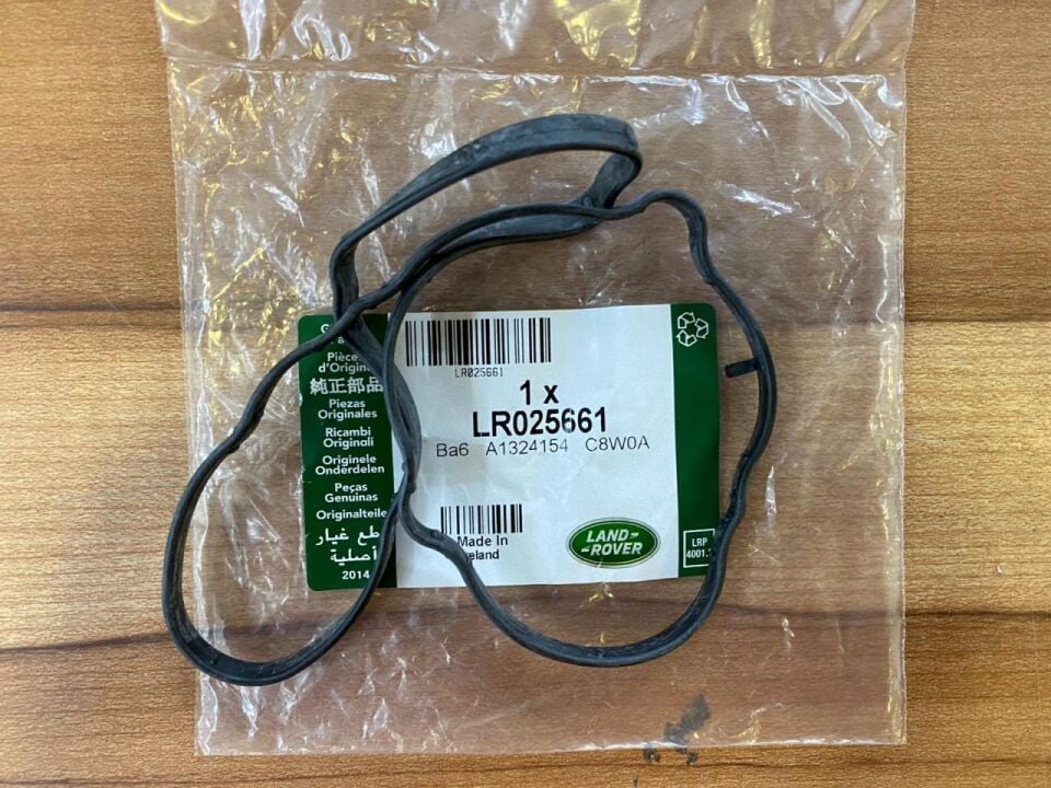LR025661 - SEPERATÖR KAPAK CONTASI