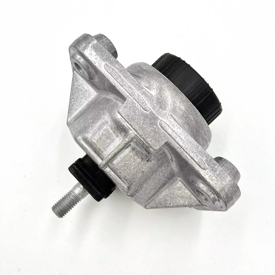 LR123913 - MOTOR KULAĞI